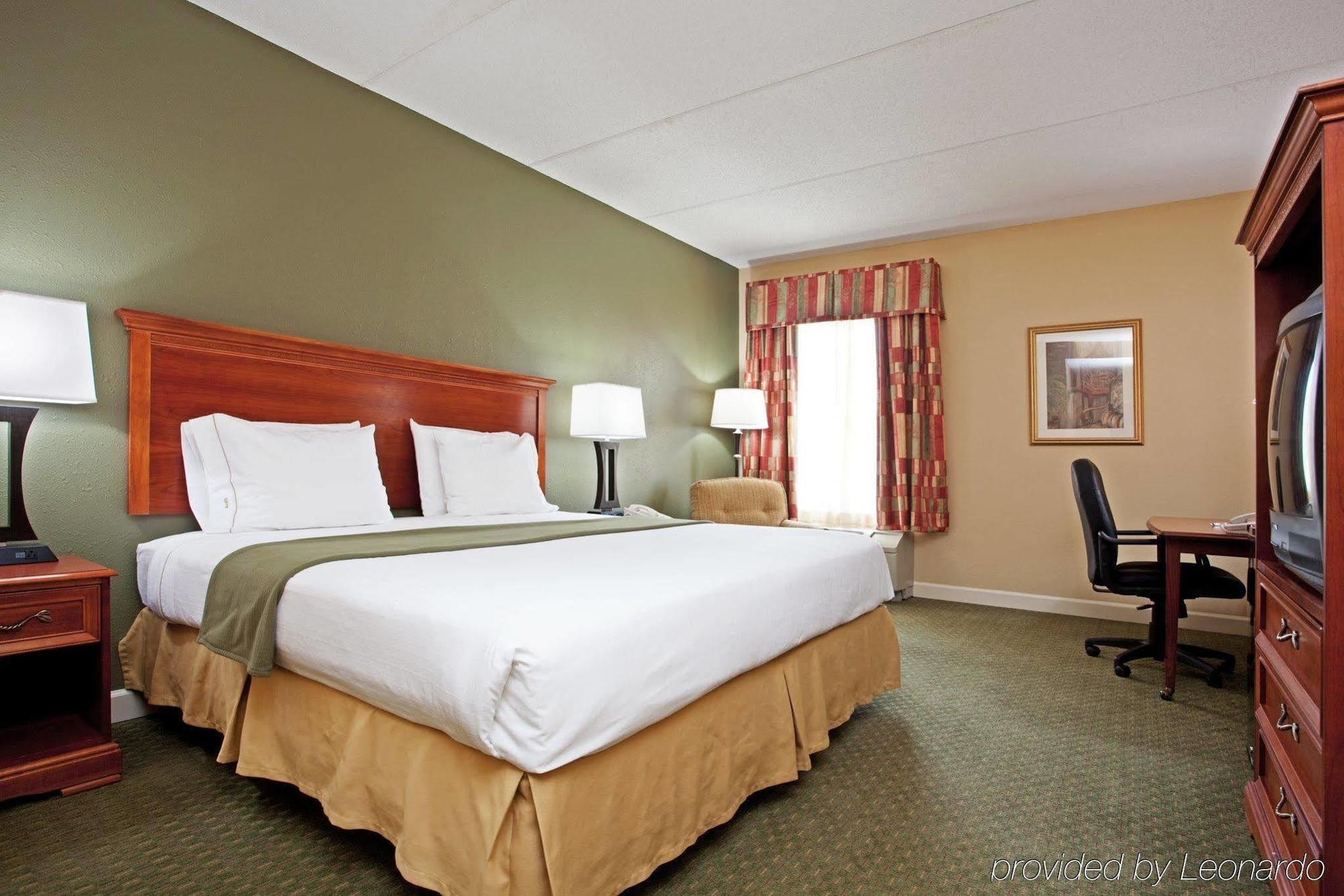 Holiday Inn Express Hotel & Suites Conover - Hickory Area By Ihg Cameră foto
