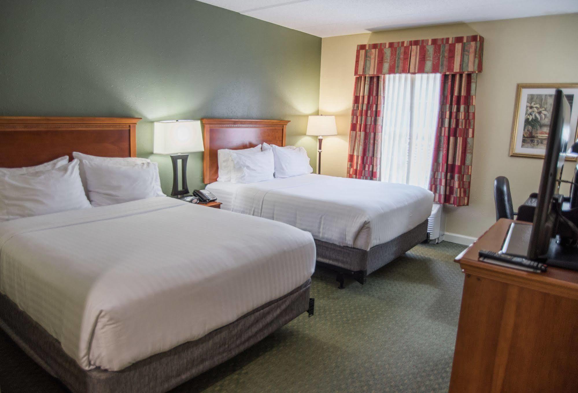 Holiday Inn Express Hotel & Suites Conover - Hickory Area By Ihg Exterior foto